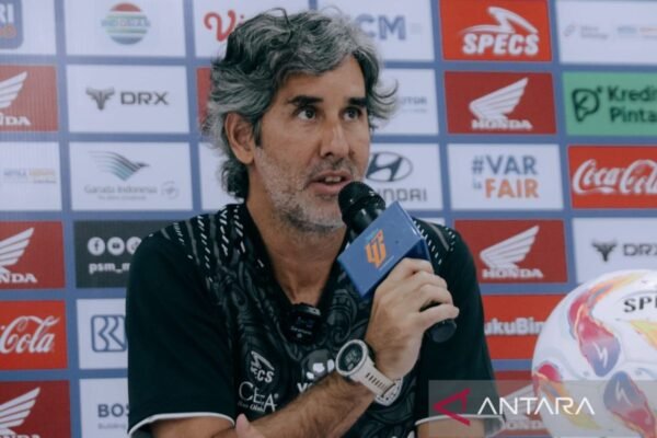 Setelah Meninggalkan Bali United, Teco Cugurra Lanjutkan Karier di Indonesia