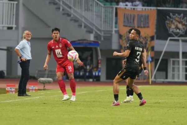 Pelatih Ungkap Kemenangan Dewa United Hasil dari Strategi yang Matang