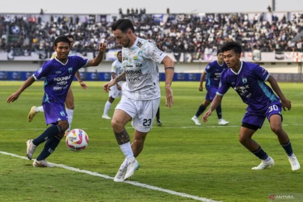 Persita Tangerang Berpeluang Besar Raih Kemenangan Melawan Persib, Menurut Lefundes
