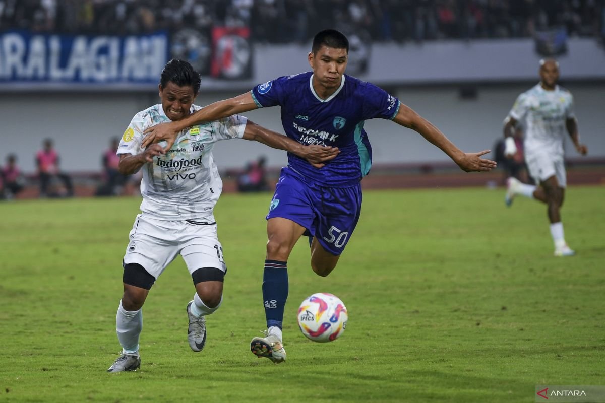 Pengamat Pujikan Kinerja Tim Persib Meski Tak Berhasil Menang